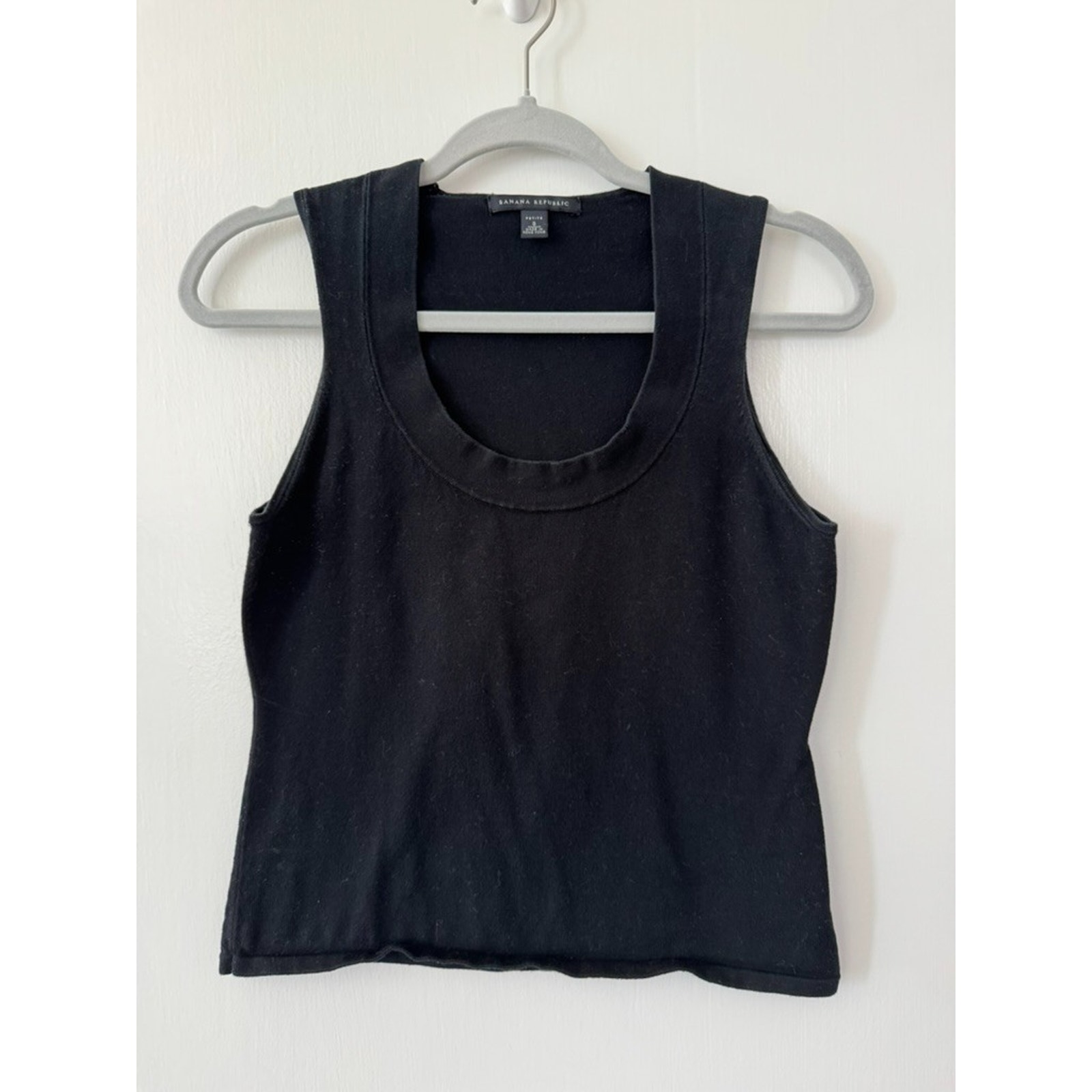 Banana Republic Women's Black Minimalist Ribbed Stretch Fitted Tank Size Ps